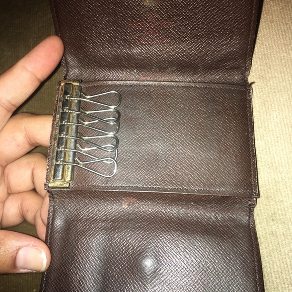 Louis Vuitton Key Holder - Picture 5 of 6